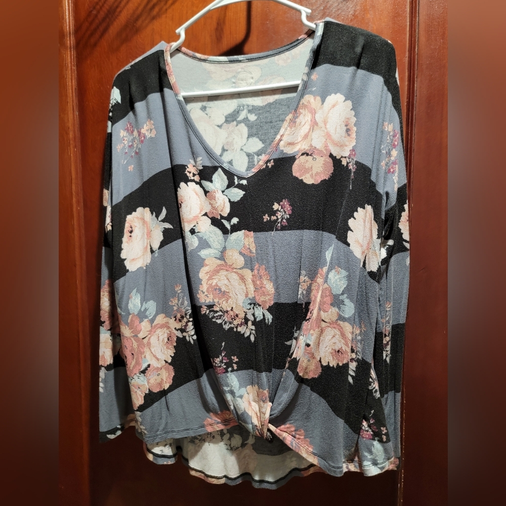 Long Sleeve Maurices Top